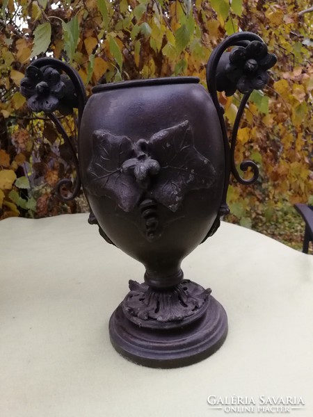 Különleges váza páros fém antik, Szecessziós kaspó díszes virágtartó, dekoratív gyüjteménybe való!