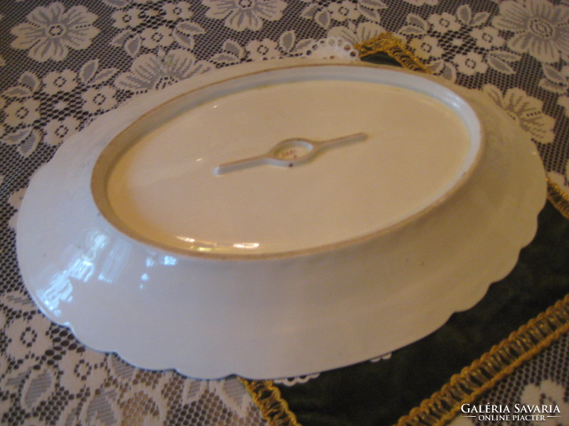 Austrian oval porcelain bowl, minimal wear, 42 x 28 cm