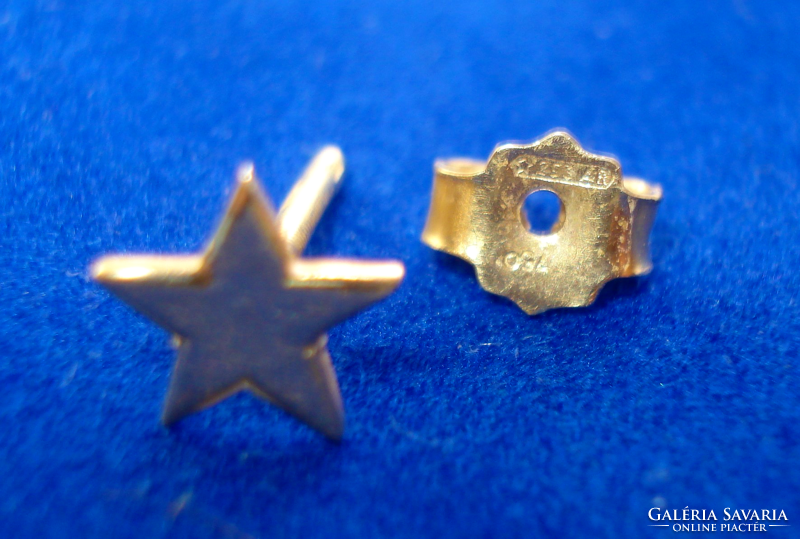 Arany, csillag alakú fülbevaló pár (18K)