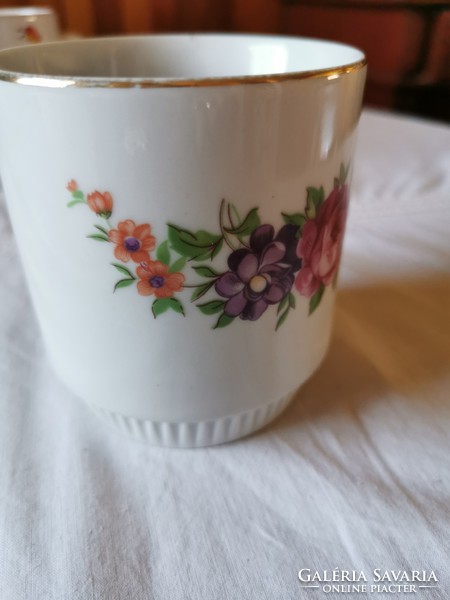 Beautiful royal dux bohemian rose pattern skirted mug