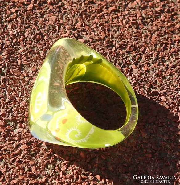 Különleges üveg gyűrű kollekció