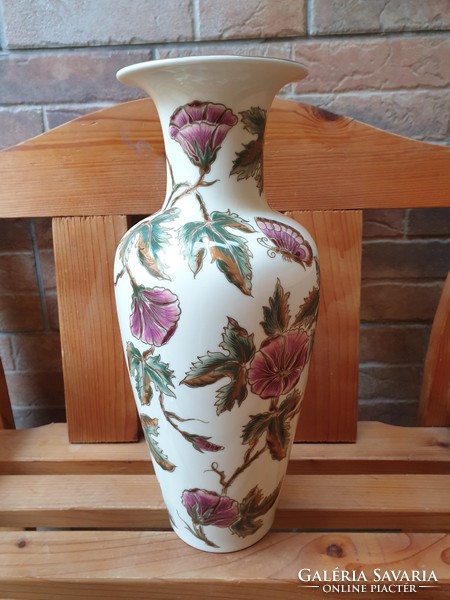 Zsolnay vase with butterfly (richly painted)