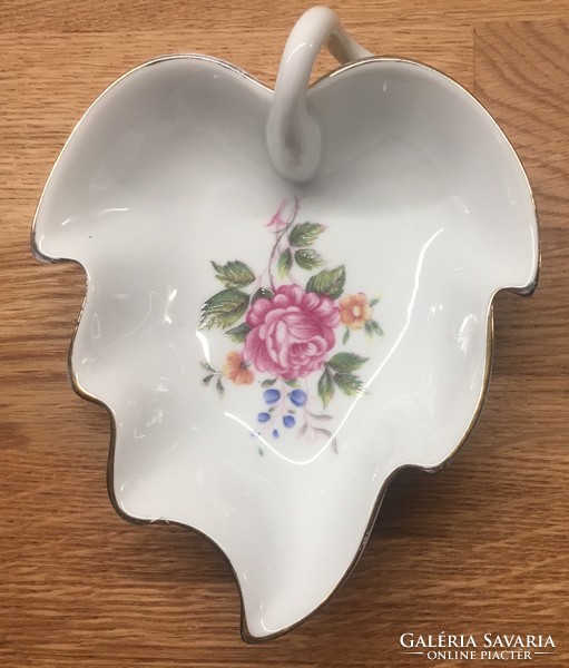 Raven House leaf-shaped porcelain bowl with ring holder