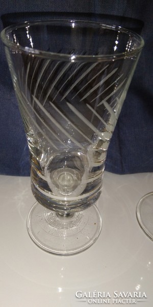 3 db antik  csiszolt üveg talpas pohár