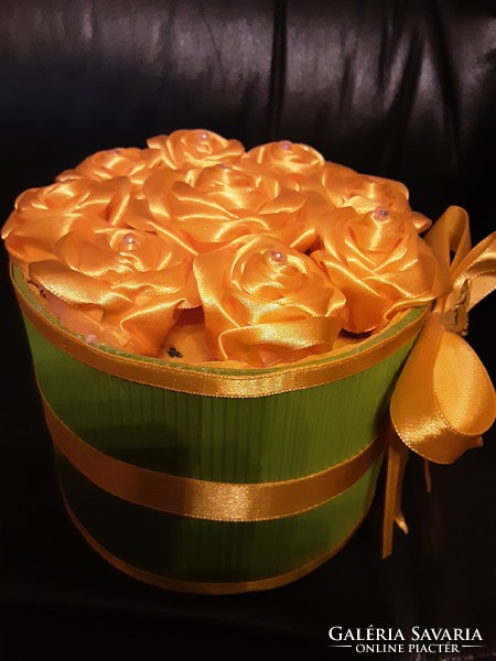 Silk, beaded flower basket decoration, bouquet of flowers, rose flower basket