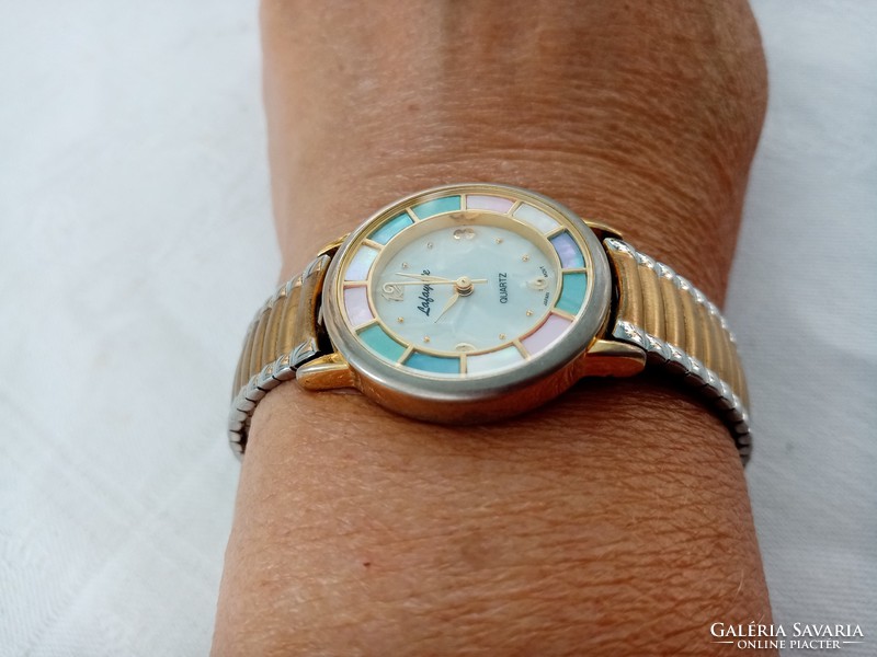 Beautiful mother of pearl women's watch