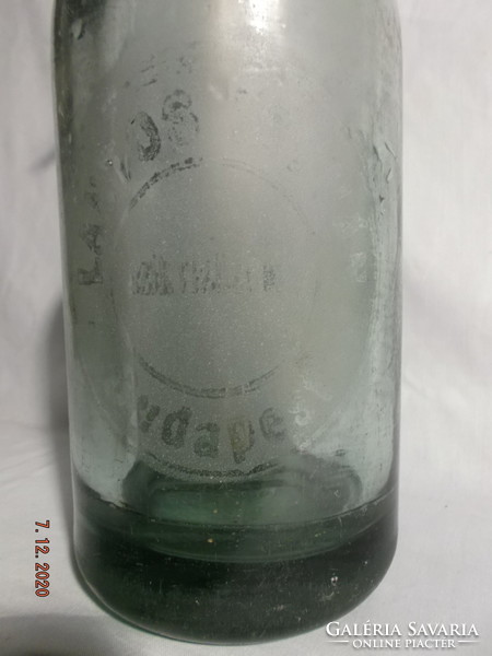 Old soda bottle - Budapest - István lantos - / ---8---