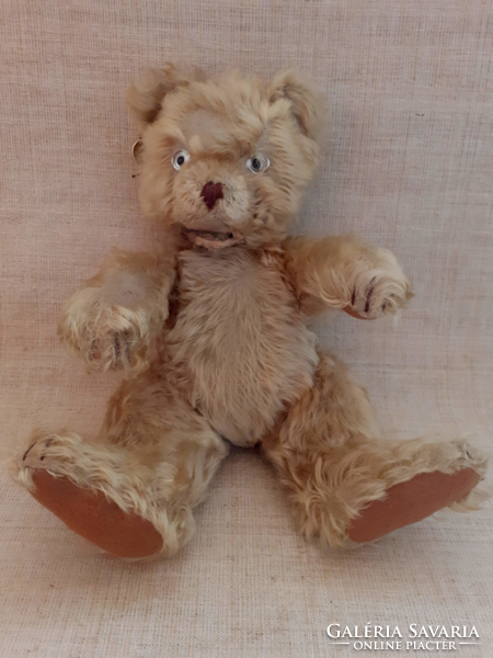 Antique weeping structured straw teddy bear rarity