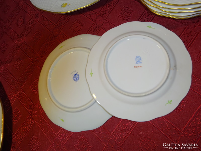 Herend porcelain, hbc pattern cake set for 12 people. He has!