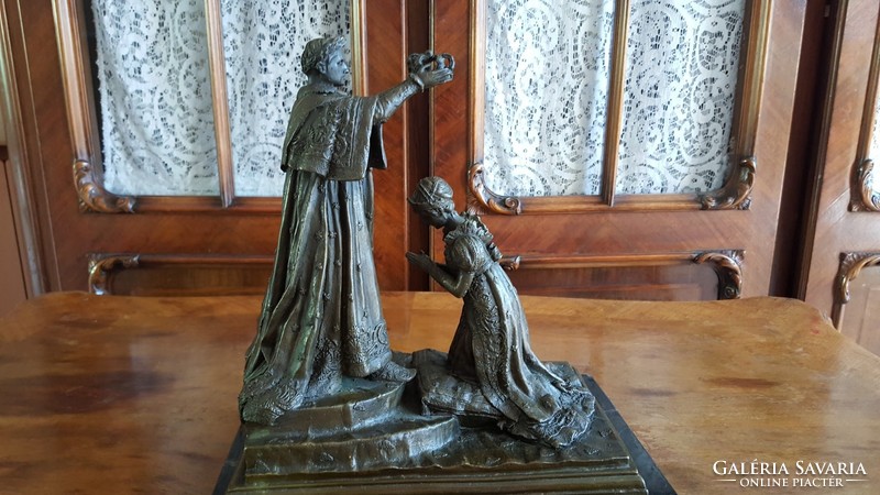 Joséphine megkoronázása - bronz szobor műalkotás 