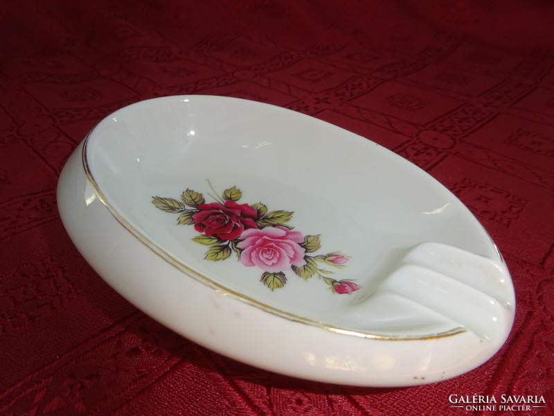 Raven house porcelain with oval ashtray rose pattern. He has!