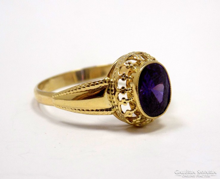 Lila köves arany gyűrű (ZAL-Au95369)