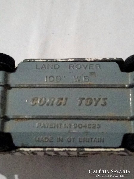 Matchbox. Gorgi Toys. Land Rover. 109.