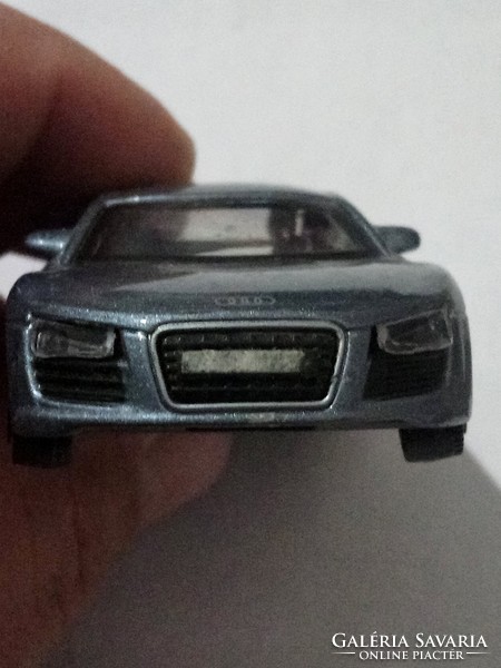 Burago Audi R8. Kisautó. 