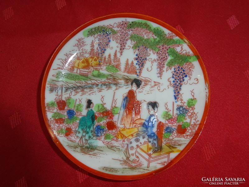Japanese porcelain, brown-edged coffee cup coaster, diameter 11 cm. He has!