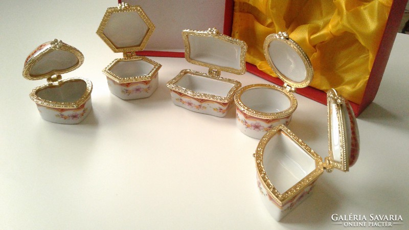5 mini porcelain jewelry holders