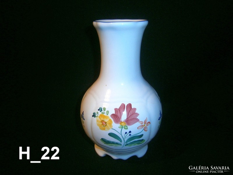 Herendi kézzel festett majolika váza 19 cm magas
