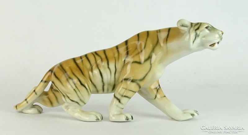 0L579 Régi jelzett Royal Dux porcelán tigris 35 cm