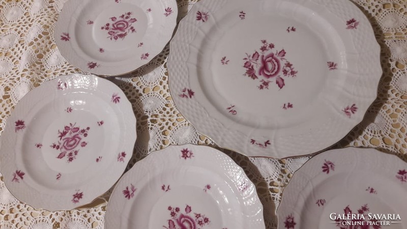 Nanking bouquet-pattern marked Herend porcelain, cake set