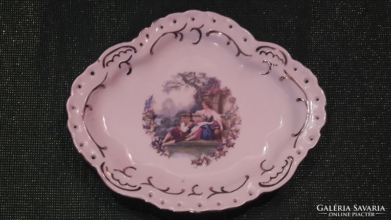 Spectacular porcelain bowl, small plate