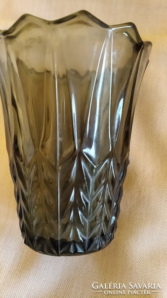 Csodaszép üveg váza14 CM DOMBORMŰVES