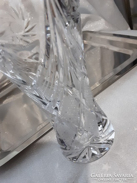 Flawless crystal vase, free of beautiful sanding, scratches and bounce