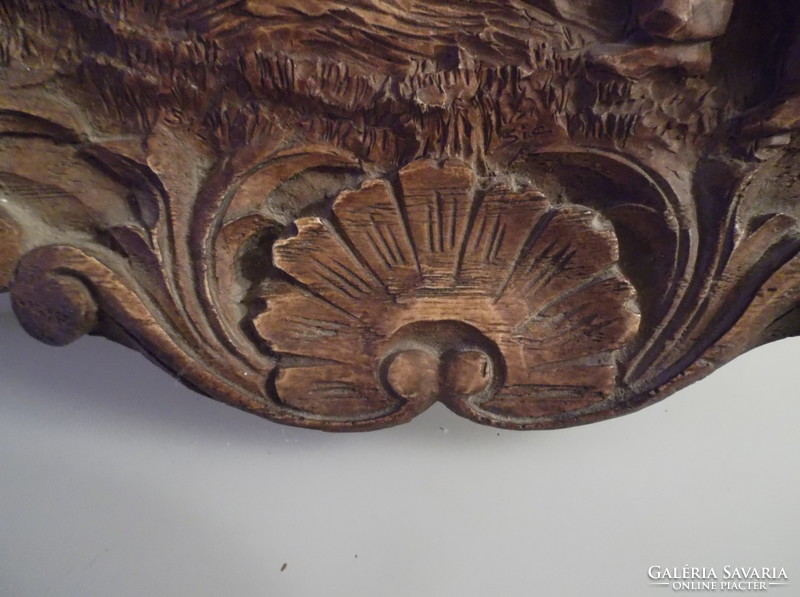 Plate - wood - 3 d - old - hand carved - detailed - Austrian - 23 x 2.5 cm - flawless