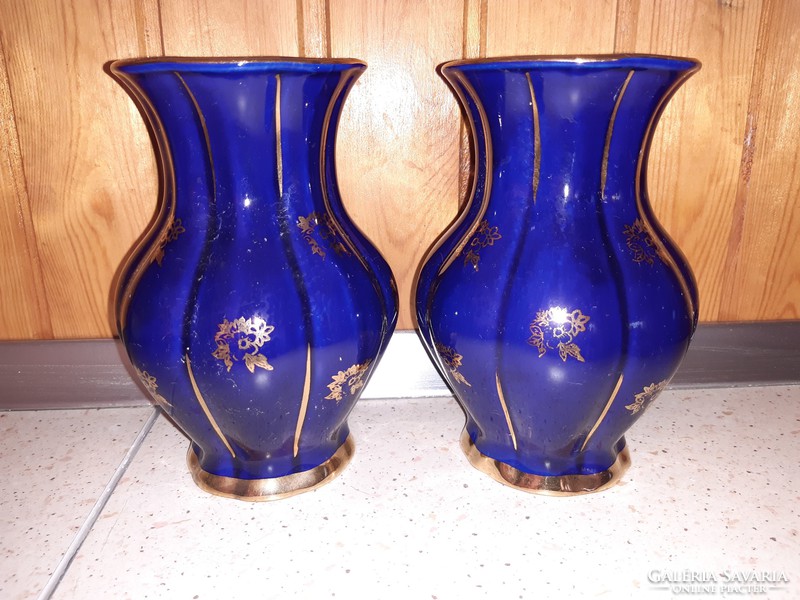 2 Polish porcelain vases