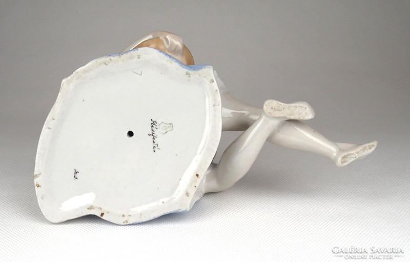 1D429 Galambot etető Drasche porcelán nő figura 18.5 CM