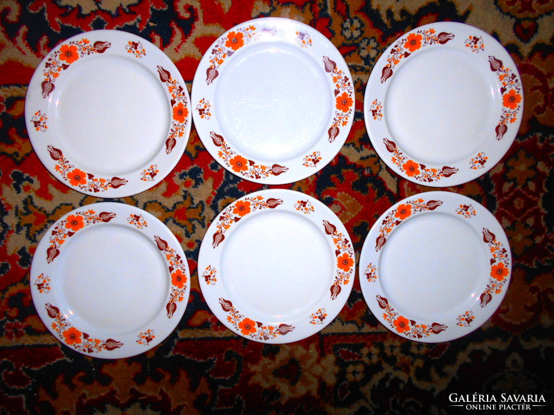 6 db Alföldi  retro vastag porcelán  tányér (600 Ft/db) Panni dekor