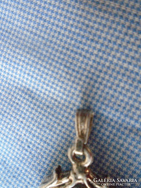 Antique art deco pendant marked size without hook 3.6 x 2.7 cm 14 grams