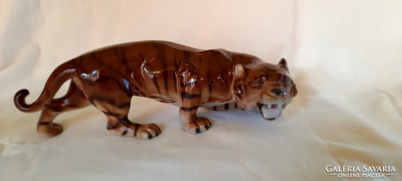 Germany porcelán tigris figura