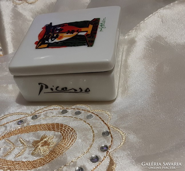 Pablo Picasso "de femme au chapeau" porcelain jewelry box 1962 painting with original signature