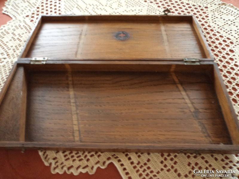 Neoschil medical instrument box approx. From the 1880s