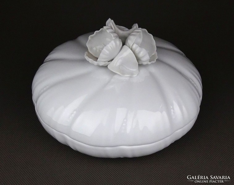1D576 Hatalmas hófehér Herendi porcelán bonbonier