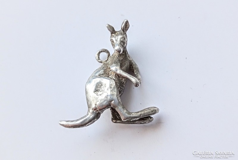 Ezüst kenguru medál 2.5cm