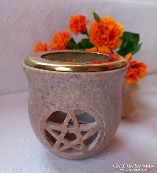 Pentagram resin and sage burning grease stone pot with a removable copper lid