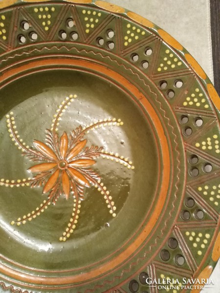 Kézműves fali tányér