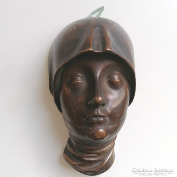 Ceramic face mask, bronzed