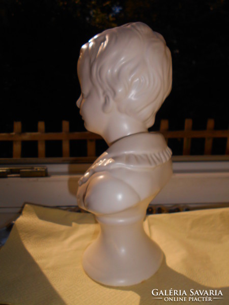 Gyermek porcelán büszt 20 cm