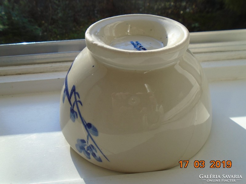 Chinese cobalt blue hand-painted flower pattern vintage majolica bowl