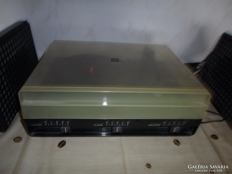 Ziphona combo 523, retro East German turntable + speaker (ndk, 1980s)