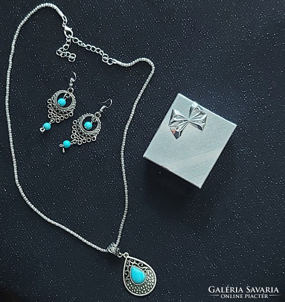 Turquoise stone set, necklace, earrings, anti-allergenic metal alloy