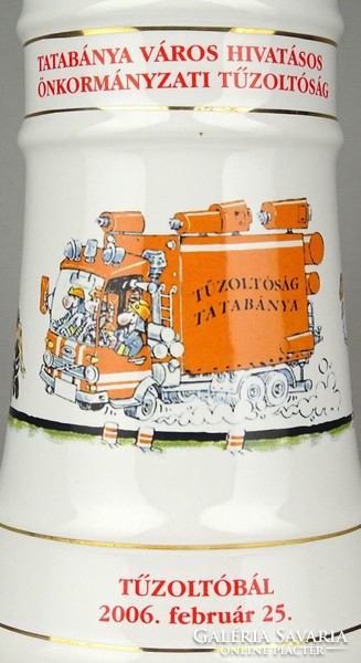 1D766 Tűzoltó porcelán söröskorsó 21 cm