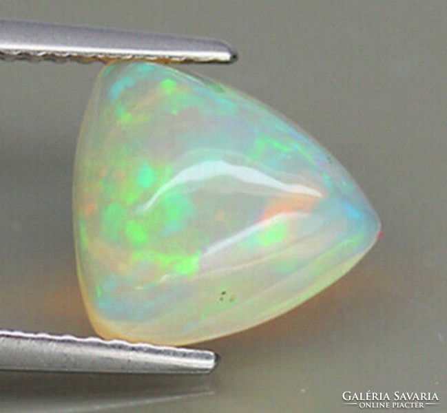 Genuine rainbow opal cuts from Ethiopia 0.8ct-1.1ct