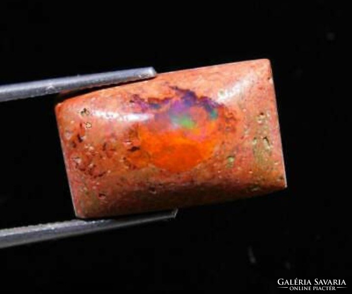 Raw matrix Koroit boulder opal from Australia 6.67 ct