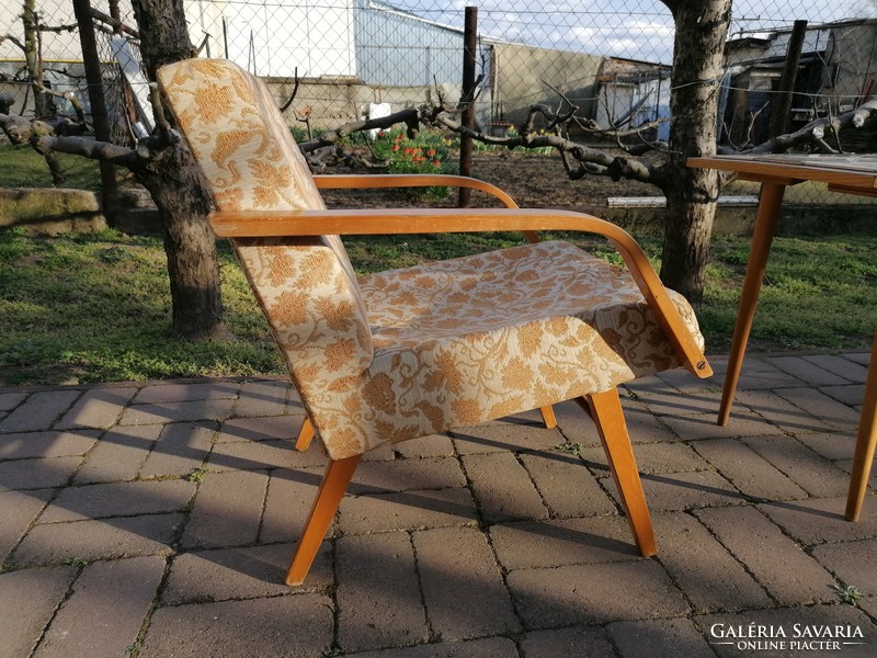Mid century design csehszlovák fotel 1968tól,friss dizájn,könnyű kecses darab,ujjávarázslásra