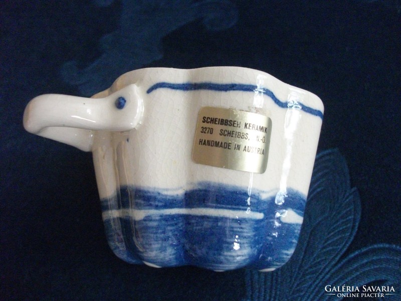 Osztrák Scheibbser Keramik kézzel festett kis dísz csésze