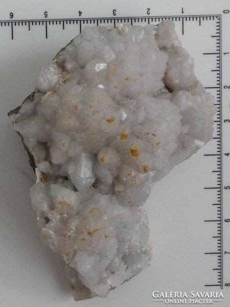 Természetes, rózsaszín árnyalatú Hematitos Kvarc kristálycsoport. Gyűjteményi ásvány. 102 gramm.