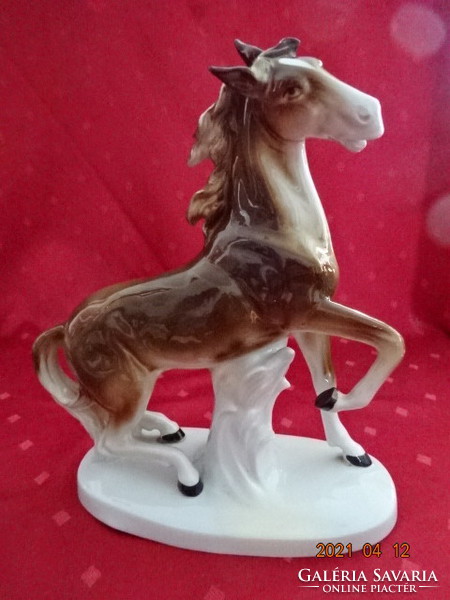 Carl scheidig gratenthal germany. Equestrian statue, height 25 cm. He has!